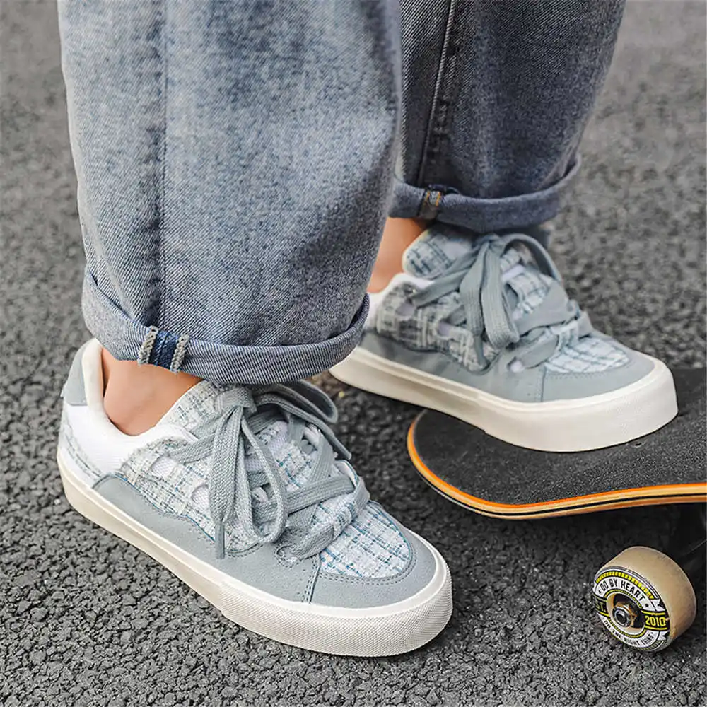 Con cordones, zapatos escolare - Home Office News Uk reseña y precio